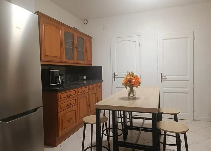 Homestay Tourcoing * טורקואן